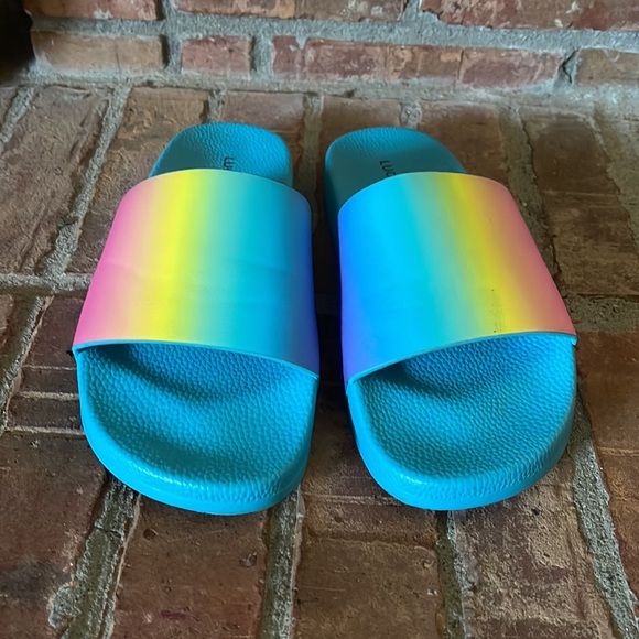 Lucky Brand Parker Rainbow Slip On Summer Slides - Picture 4 of 7